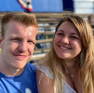 Meet your Posher, Ethan